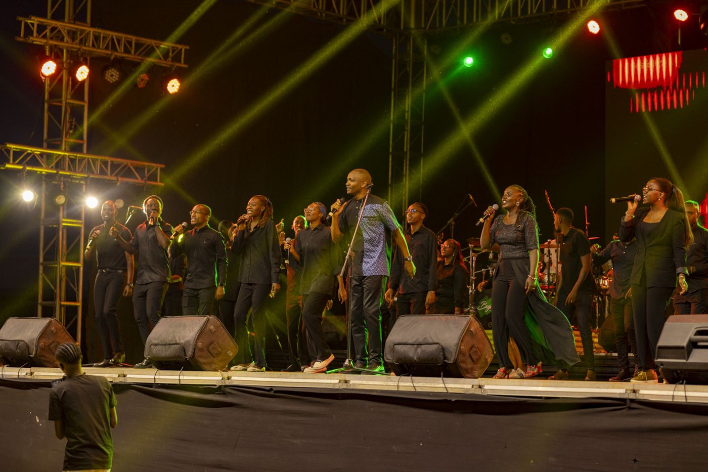 Fabrice & Maya · Live in Bujumbura photo 28